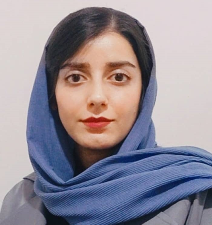 مهرناز آقامیری